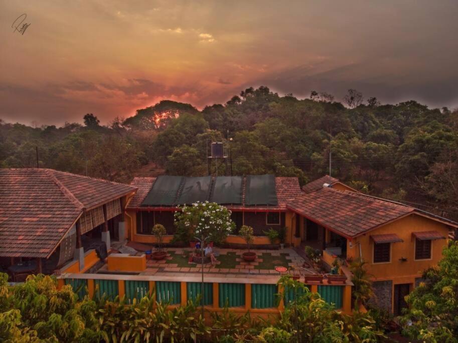 Sohana Eco Retreat Farmhouse - Karjat Chinchavli Exterior foto